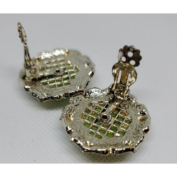Hexagon Shape VNTG Green & Brilliant Gold Clip On Earrings Glows W Black Light - Picture 5 of 5